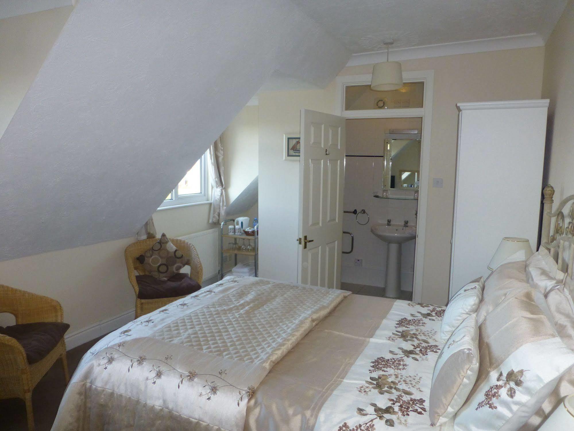 ניו מילטון Beech Lodge Guest House מראה חיצוני תמונה